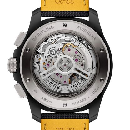 Breitling Avenger B01 Cronografo 44mm Missione Notturna Orologio da Uomo Giallo Pelle Nera SB0147101I1X2 - immagine 2