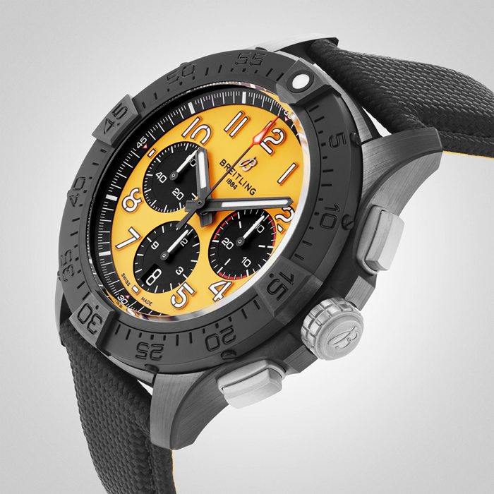 Breitling Avenger B01 Cronografo 44mm Missione Notturna Orologio da Uomo Giallo Pelle Nera SB0147101I1X2 - immagine 5