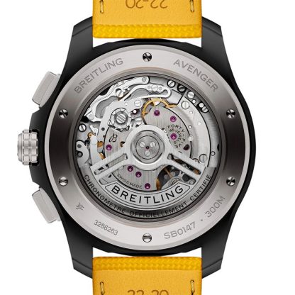 Breitling Avenger B01 Cronografo 44mm Night Mission Orologio da uomo in pelle gialla SB0147101I1X1 - immagine 2