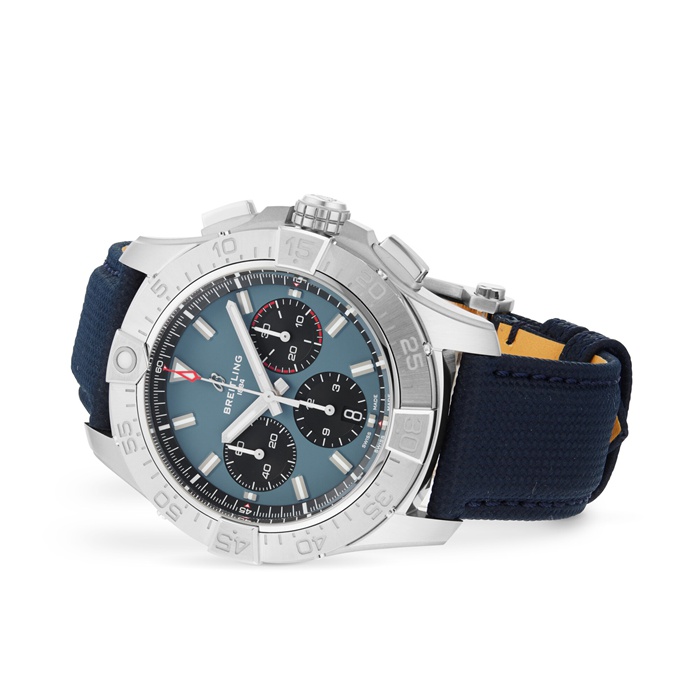 Breitling Avenger Cronografo B01 44mm Orologio Uomo Pelle Blu AB0147101C1X1 - immagine 3
