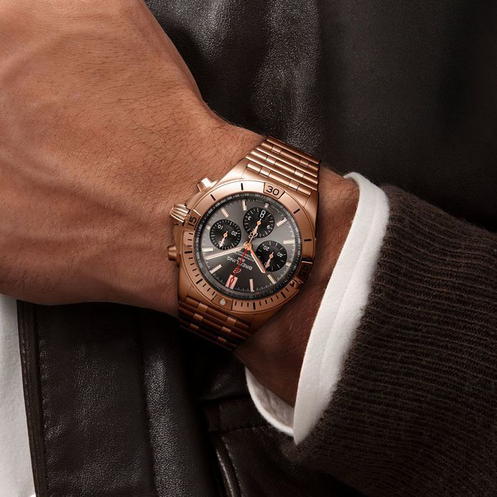 Breitling Chronomat B01 42 Orologio in oro rosso 18k RB0134101B1R1 - immagine 4