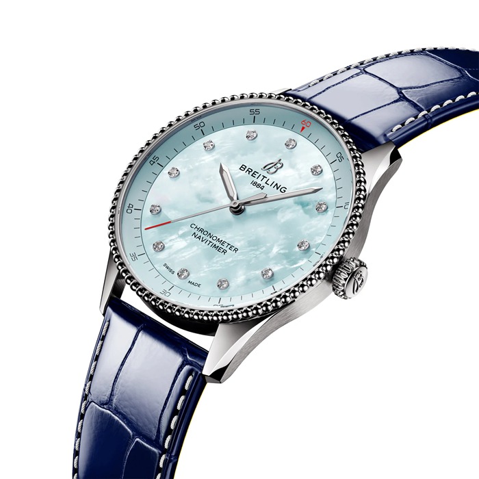 Breitling Navitimer 32mm Orologio da donna Madreperla Blu Alligatore A77320171C1P1 - immagine 3