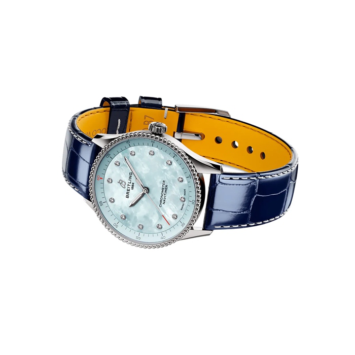 Breitling Navitimer 32mm Orologio da donna Madreperla Blu Alligatore A77320171C1P1 - immagine 4