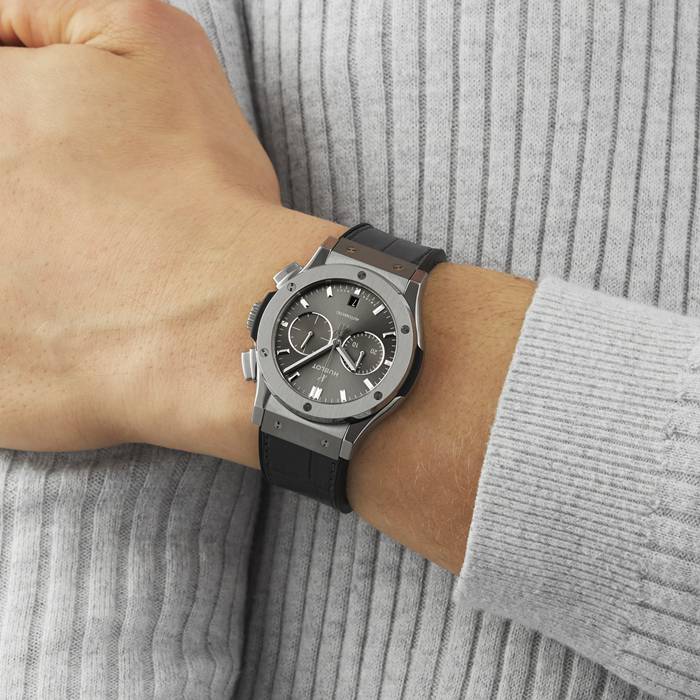 Hublot Classic Fusion Cronografo Grigio Racing Titanio 42 mm 541.NX.7070.LR - immagine 2