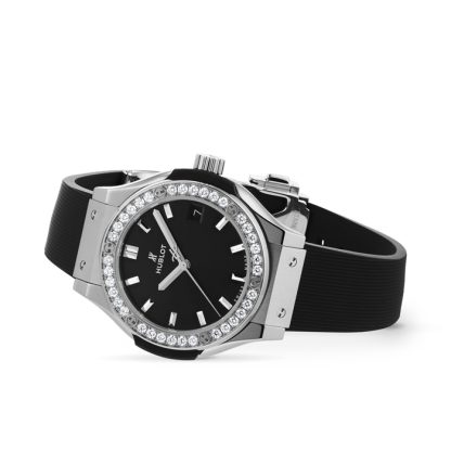 Hublot Classic Fusion Orologio da donna in titanio con diamanti 33 mm Nero 581.NX.1470.RX.1104 - immagine 5