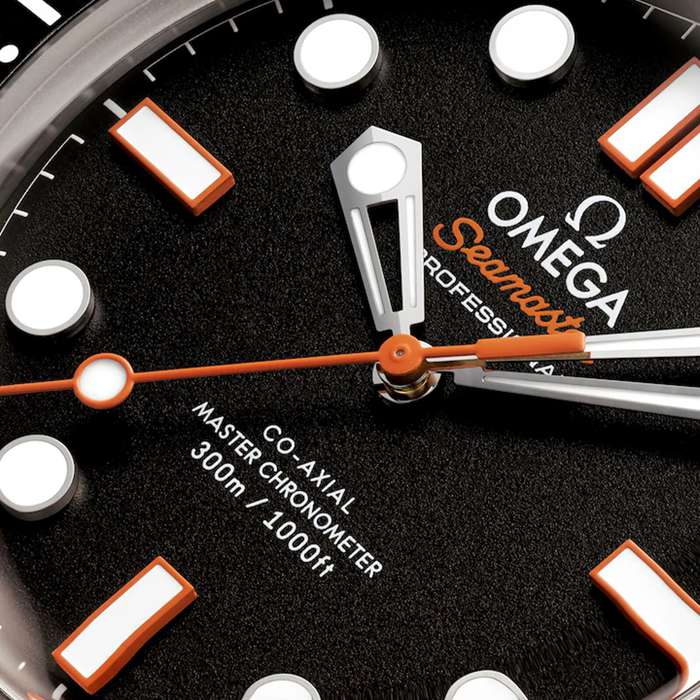 Omega Seamaster Diver 300 Automatic 42mm Orologio Uomo Gomma Arancione O21032422001006 - immagine 3