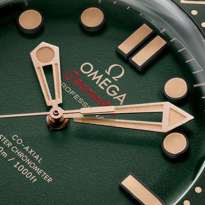 Omega Seamaster Diver 300M 42mm Titanio Uomo Orologio Verde O21090422010001 - immagine 4