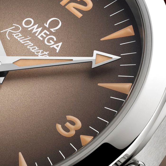 Omega Seamaster Railmaster 38mm Orologio Uomo Pelle Marrone O23512382013001 - immagine 5