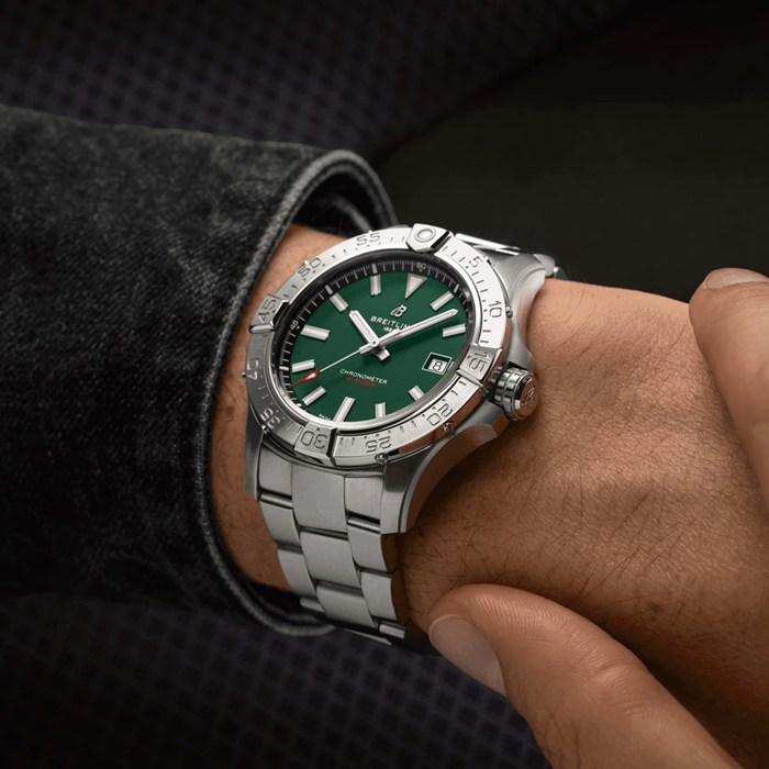 Orologio Breitling Avenger Automatic 42mm Uomo Verde Acciaio Inox A17328101L1A1 - immagine 5