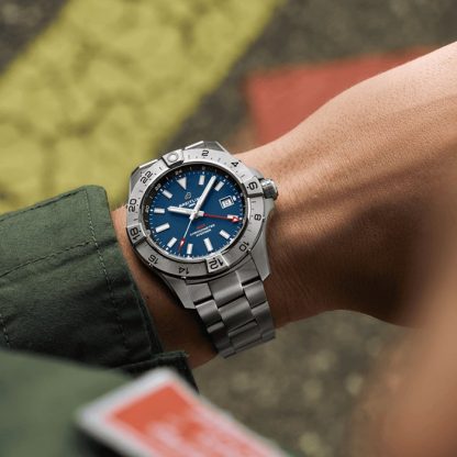 Orologio Breitling Avenger Automatic GMT 44mm Uomo Blu Acciaio Inox A32320101C1A1 - immagine 5