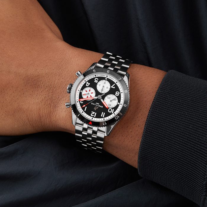 Orologio Breitling Classic AVI Chronograph 42 Mosquito in acciaio inossidabile Y233801A1B1A1 - immagine 3