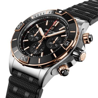 Orologio Breitling Super Chronomat B01 44 in acciaio inossidabile e oro rosso 18k UB0136251B1S1 - immagine 2