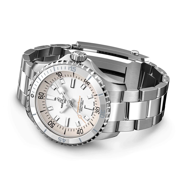 Orologio Breitling Superocean Automatic 36 in acciaio inossidabile A17377211A1A1 - immagine 4