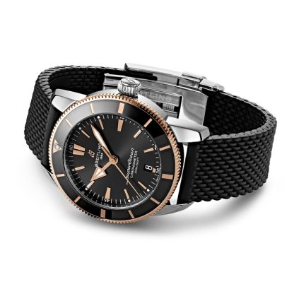 Orologio Breitling Superocean Heritage B20 Automatic 44 in acciaio inossidabile e oro rosso 18k UB2030121B1S1 - immagine 3
