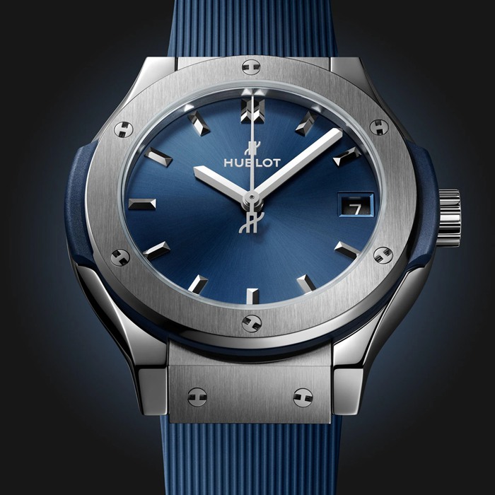 Orologio Hublot Classic Fusion Titanium Blue 33mm Donna 581.NX.7170.RX - immagine 2