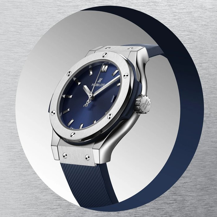 Orologio Hublot Classic Fusion Titanium Blue 33mm Donna 581.NX.7170.RX - immagine 3