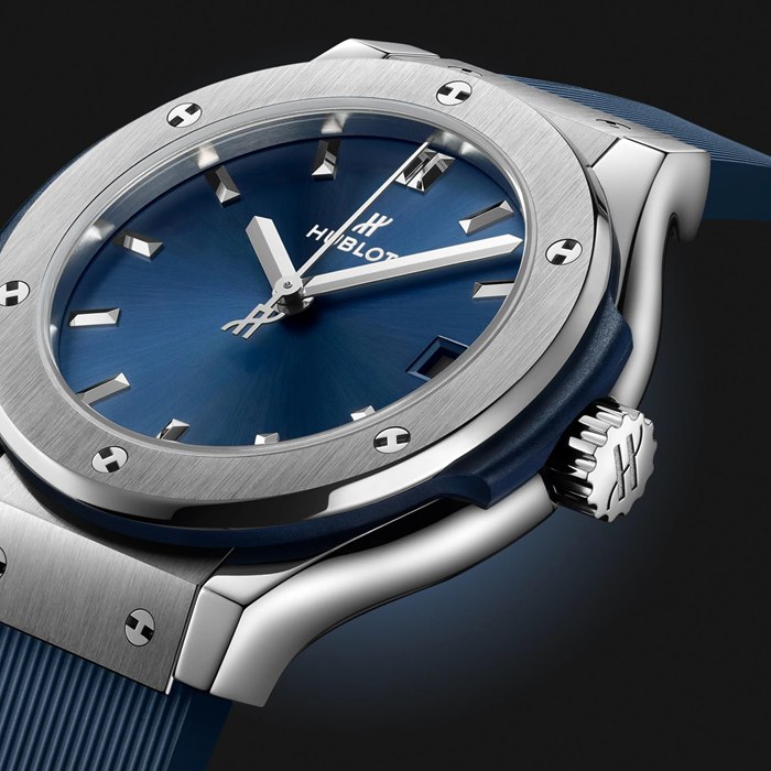 Orologio Hublot Classic Fusion Titanium Blue 33mm Donna 581.NX.7170.RX - immagine 4