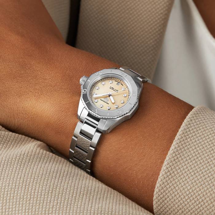 Orologio TAG Heuer Aquaracer Professional 200 30mm Donna Caramello WBP2417.BA0622 - immagine 2