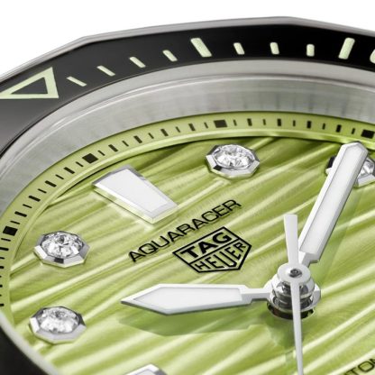 Orologio TAG Heuer Aquaracer Professional 300 36 mm Donna Verde WBP231L.BA0618 - immagine 3