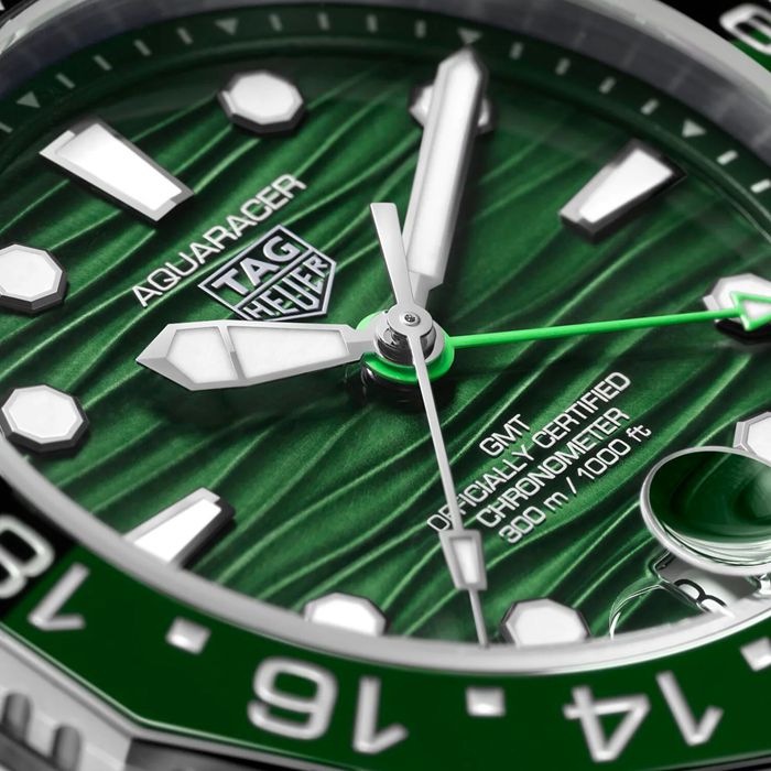 Orologio TAG Heuer Aquaracer Professional 300 GMT 42mm Uomo Verde WBP5115.BA0013 - immagine 3