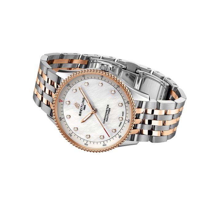 Orologio da donna Breitling Navitimer 32 mm Madreperla bianca in acciaio inossidabile e oro rosso 18 carati U77320E61A1U1 - immagine 4
