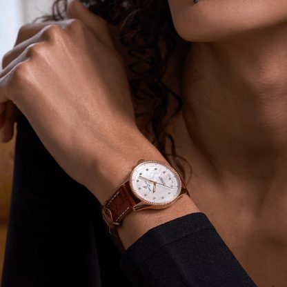 Orologio da donna Breitling Navitimer 32mm Bianco Madreperla Alligatore 18k Oro Rosso R77320E61A1P1 - immagine 5