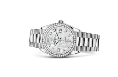 Replica Rolex Day-Date 36 Oyster 36 mm oro bianco e diamanti 128349RBR - immagine 2