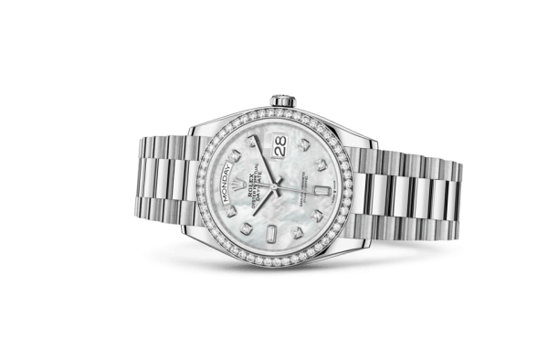 Replica Rolex Day-Date 36 Oyster 36 mm oro bianco e diamanti 128349RBR - immagine 2